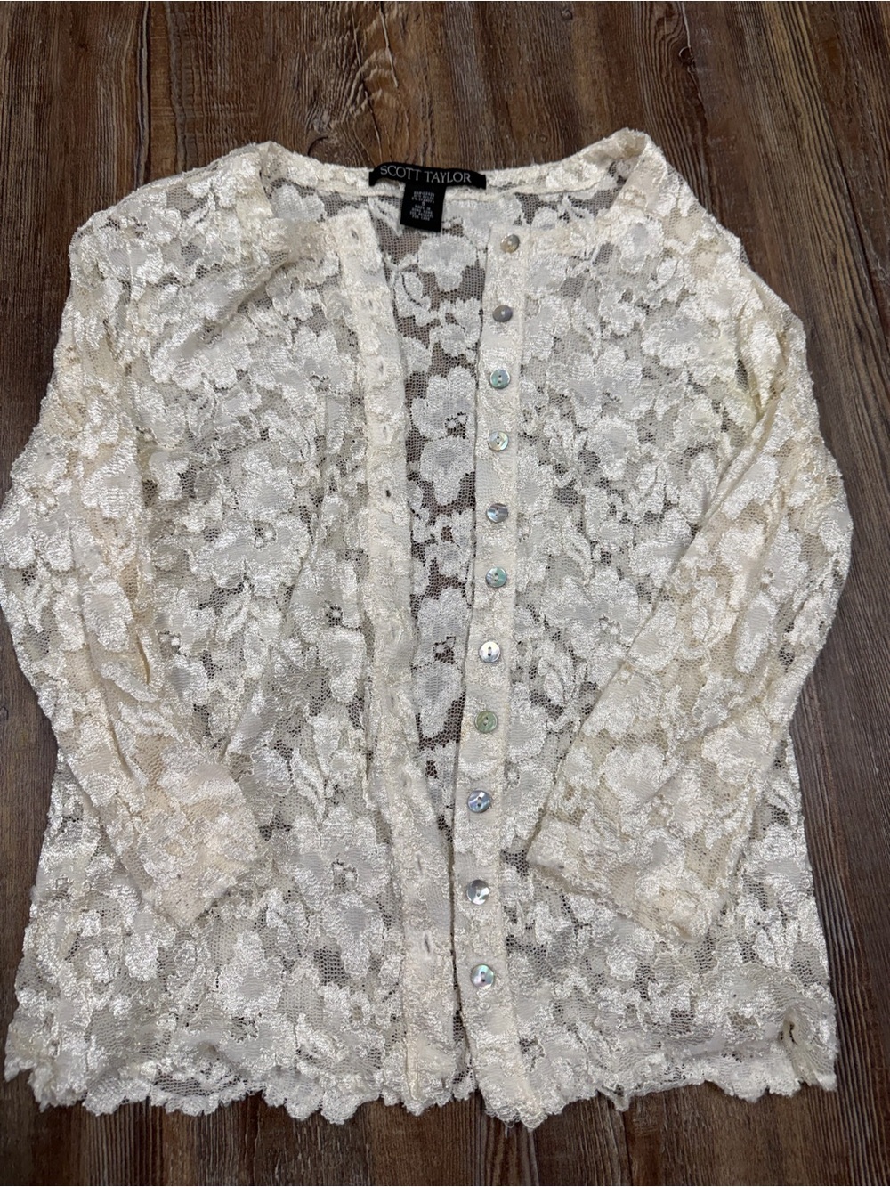 Vintage White lace button up cardigan with floral design, size S